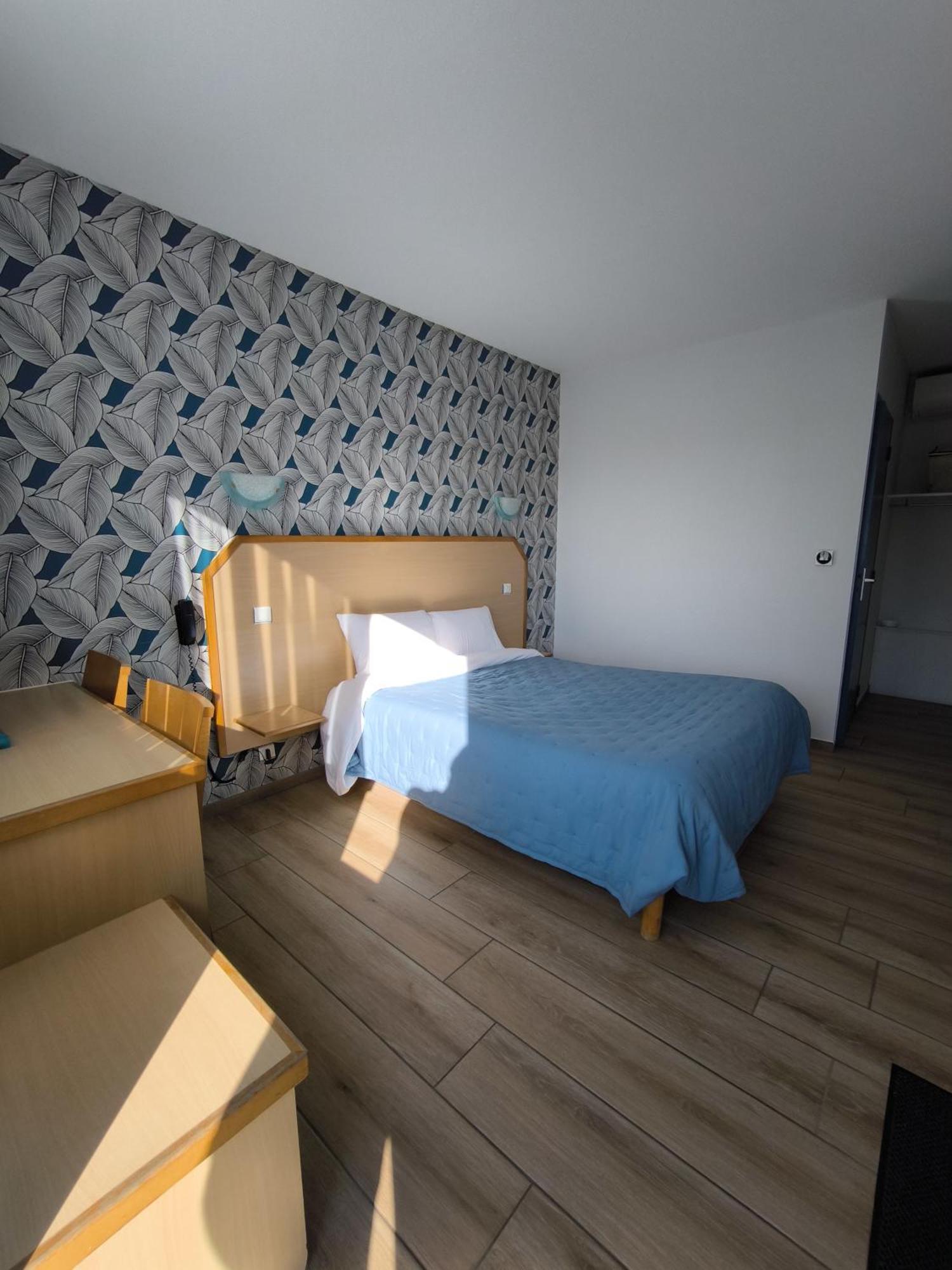Hotel Le Laury'S Onet-le-Château Exteriör bild